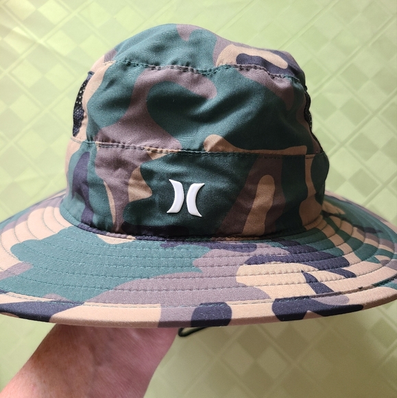 👀50% OFF👀⛱️🕶NWT‼️ Hurley brand Men's Vented Beach Boonie Hat - Picture 1 of 10
